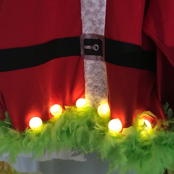 Grinch Santa sweatshirt - Picture 6 of 6